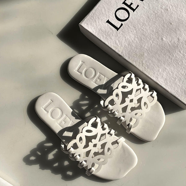 Sareen Premium L-O-E-W-E Flats (White)